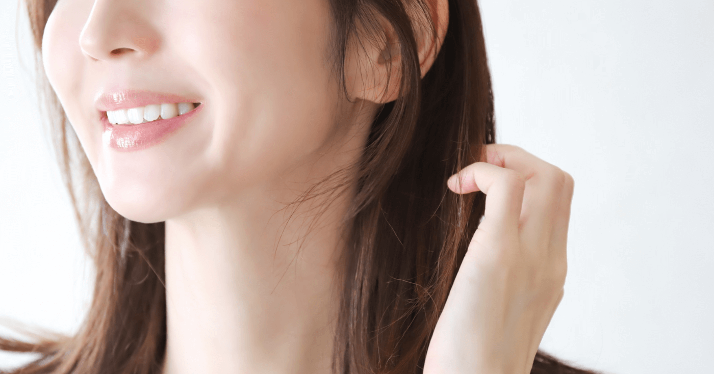 笑顔の女性