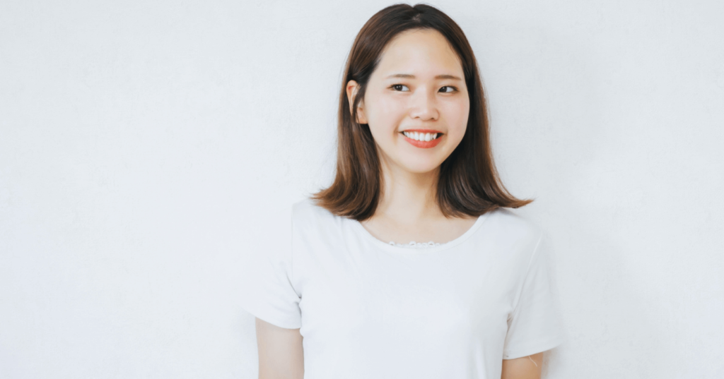 笑顔の女性