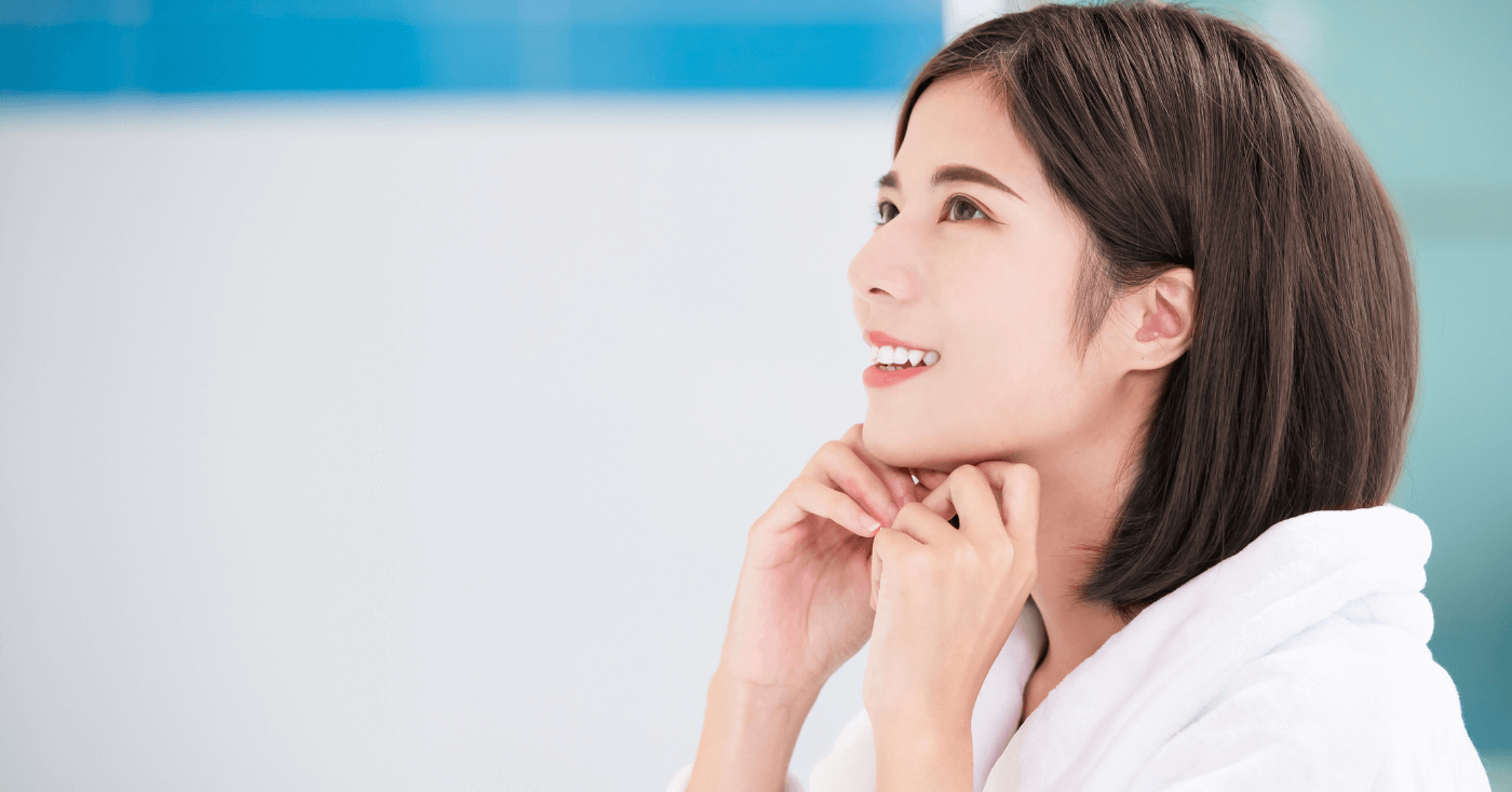 笑顔の女性